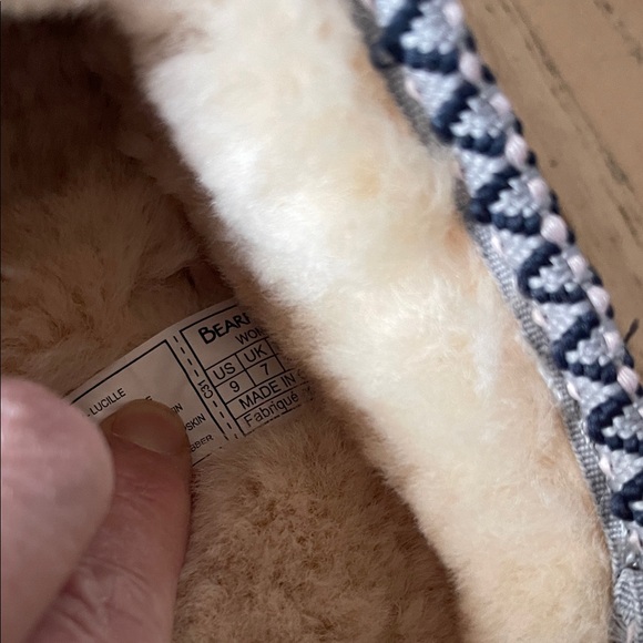 BearPaw Dark Blue Women's Slippers size 9- new - Picture 2 of 7